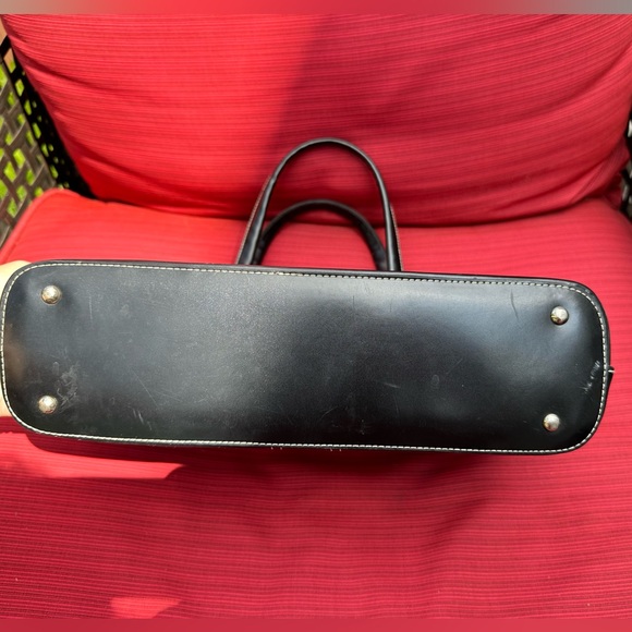 Purse - Picture 2 of 5